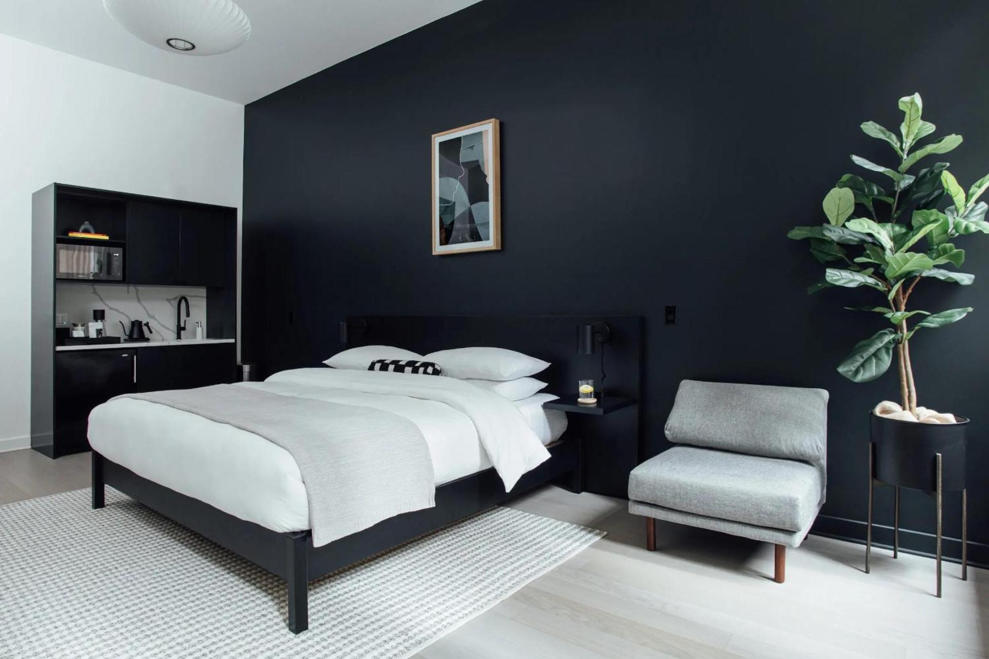 Lyric | 70 Pine Nyc Aparthotel